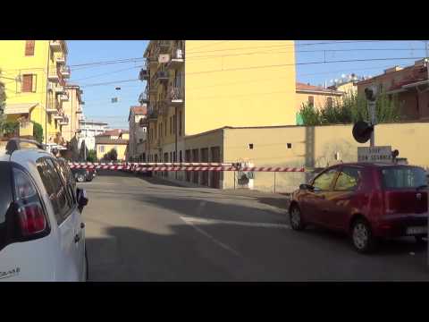 Passaggio a livello di via Verona - Modena / Level Crossing / Planovergang / Plankorsning