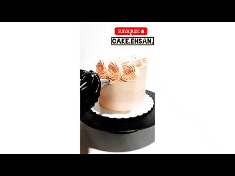 An attractive and easy trend cake idea for girls in the shortest time