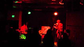 Bad Veins - Dancing on TV (Live)