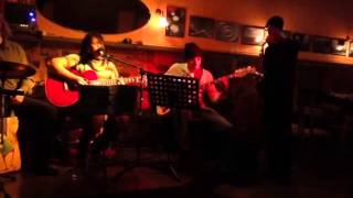 Sola a Sant Pol ( Haqni &amp; The Bandz Featuring Juan Carlos )