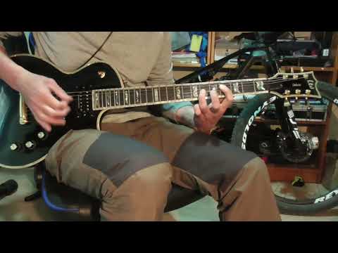 Punki raro ILEGALES feat. KUTXI ROMERO