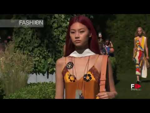 TORY BURCH Highlights Spring Summer 2018 New York   Fashion Channel