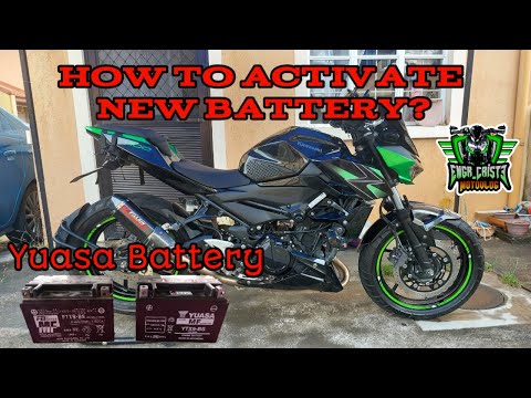 How to change battery on Kawasaki Z400 | DIY | YTX9-BS Yuasa Battery | RGS |