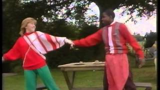 Emu's Pink Windmill Kids: Celebration