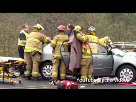 vehicle accident heavy extrication Josephine County, Oregon