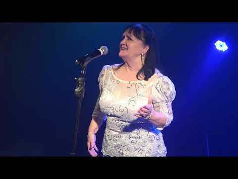 "W jakim obcym domu" wykonanie Urszula Belka