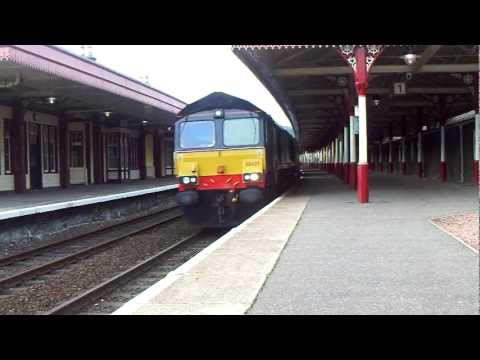 DRS class 66421 on stobart rail Intermodal with 3 tone
