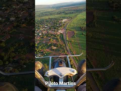 Voo de paratrik em Minas Gerais na cidade de Buritis.