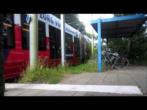 Vetrek HTM RegioCitadis 4037 WoonZorgcentra Haaglanden reclametram van Kraayenstein