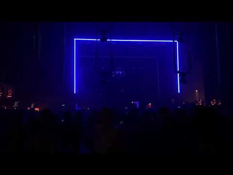 Trikk @ Innervisions ADE 101719 2