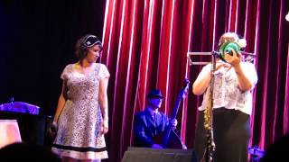 The Weed Smoker&#39;s Dream - Gaby Moreno &amp; Hugh Laurie in London 2013 &amp; Whisky