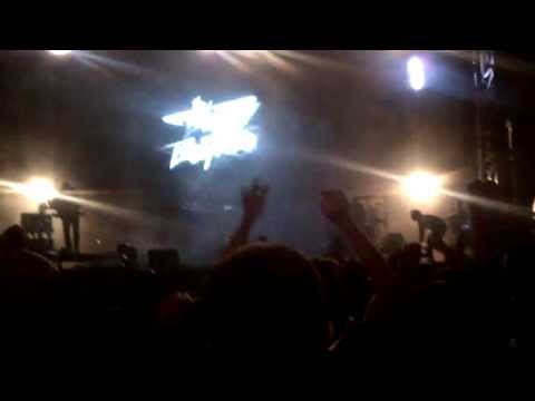 Bloody Beetroots @ EDC NY 2013 (day 2)