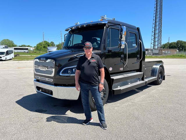 Preview image of Pre Owned 2024 Freightliner M2 106 Laredo (11U253198) youtube video
