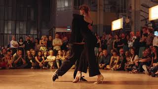 Sofya Petrichenko and Germain Cascales - Los mareados