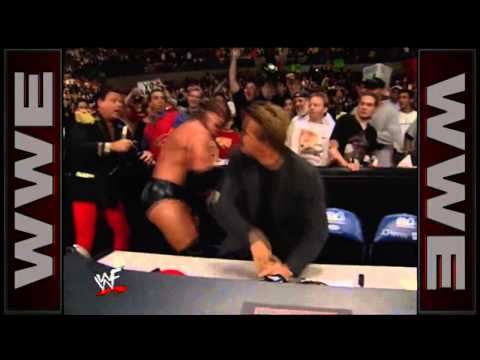 Arnold Schwarzenegger punches Triple H: SmackDown