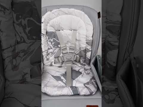 Стульчик для кормления малышей + детский шезлонг-качалка 2 в 1 трансформер для комфортного кормления из экокожи - фото 1 - id-p2960557173