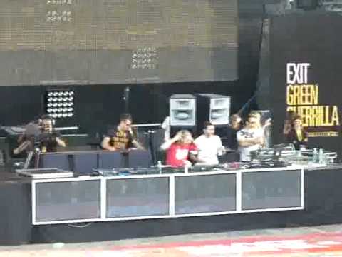 JAMES ZABIELA b2b NICK FANCIULLI - EXIT 09