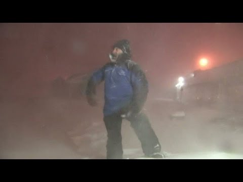 Här totalflippar meteorologen över väderfenomen