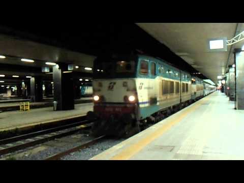 E656.443 + E656.033 in partenza sull' ICN 1959 Roma Termini - Siracusa/Palermo Centrale
