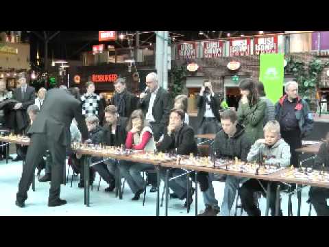 Shakkisimultaani Ideapark 2011.mp4