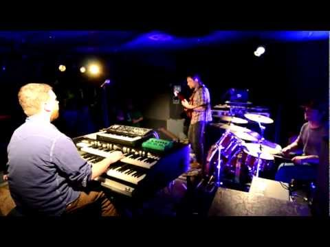 Otis Grove w/ MC Kabir "Pure Luck" 2012-03-20 (3 of 3)
