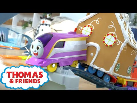 Thomas the Gingerbread House! | Watch Out Thomas