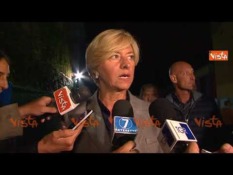 Stupro Carabinieri di Firenze, Pinotti: "La risposta sarà durissima"