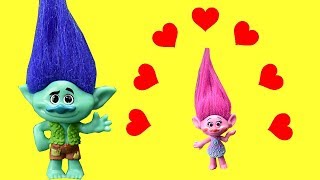 Dreamworks Trolls Movie, Poppy is Pregnant! Branch is Happy! Lets have a Baby Shower!