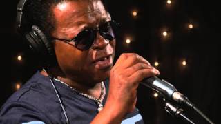 Lee Fields and the Expressions - Don&#39;t Leave Me This Way (Live on KEXP)