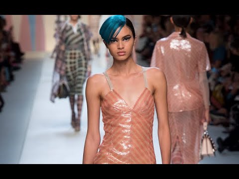 FENDI Spring 2018 Milan - Fashion Channel