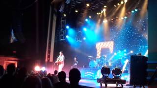 Guys and Girls Easton Corbin 7-30--15 The Grove