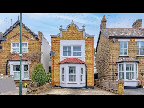 3 Bed Detached Home For Sale | Sidcup DA14 | Aaron Kirk | The Property Cloud