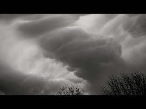 Mammatus Clouds Time Lapse.