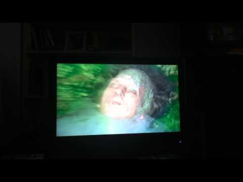 The Doctor regenerates: Tom Baker che diventa Fantasma Formaggino che diventa Peter Davison