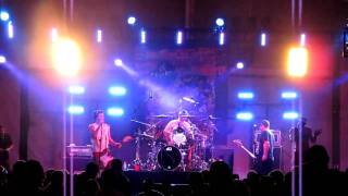 Pepper - Drunk Girl (Maui live 12.17.10)