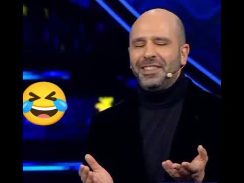 Checcho Zalone a Sanremo 2022 #festival  #sanremo2022 #checcozalone #italia #italy #2022