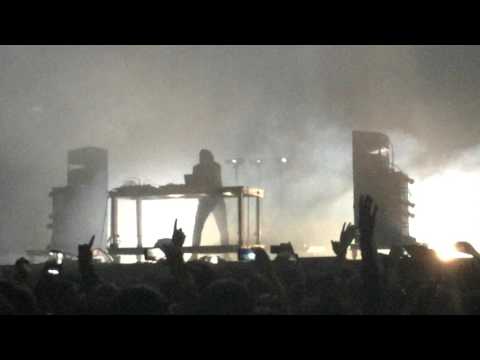 NICOLAS Jaar Dj Set (live) at Club To Club 2015 Torino. #nicolasjaar #live #djset  #jaar #2015 #MPS