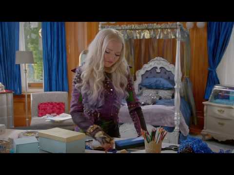 Descendants 2: Mal Leaves Auradon