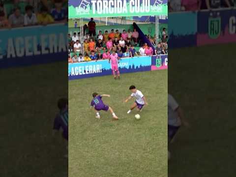 Calm down @bolivinha.10 😇🥶 #fy #football #foryou #player