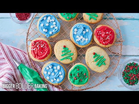 Soft Sugar Cookie Recipe (With Icing!)