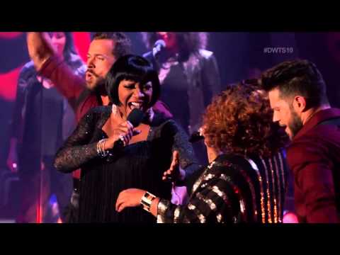 "Lady Marmalade" Patti LaBelle, Lil' Kim & Amber Riley // Dancing With the Stars