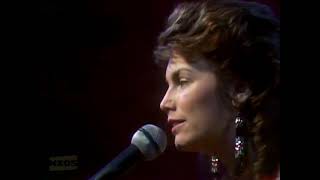 Emmylou Harris - Return of the Grievous Angel (live) (1984)