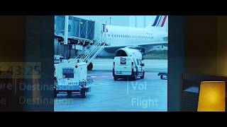 3 18 MINUTES AT THE PARIS AIRPORT by Andrea Centazzo