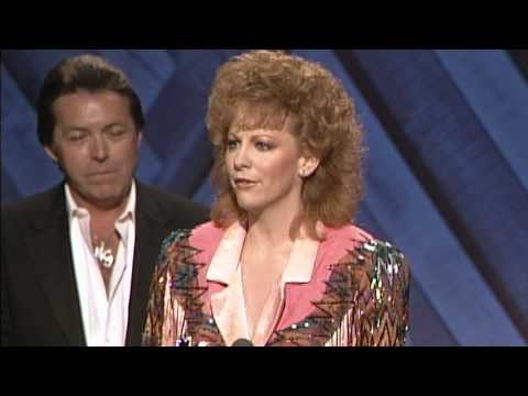 Reba Wins ACM Top Female Vocalist of the Year, March 21, 1988