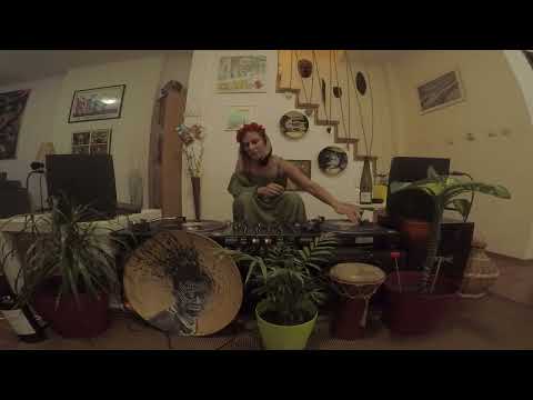 headroom lockdown selected session with Joma Maja