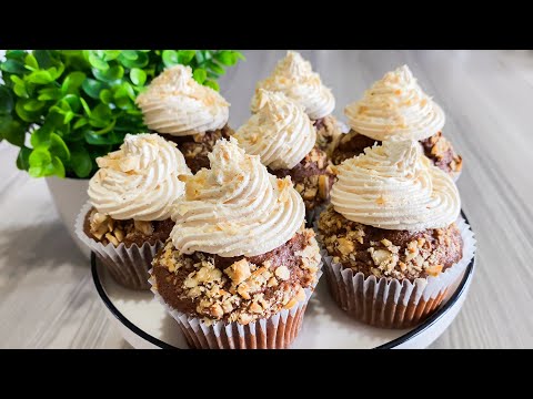 Cocoa Cupcake Recipe | Delicious Tastes with Hazelnut Pieces and Cake Cream!