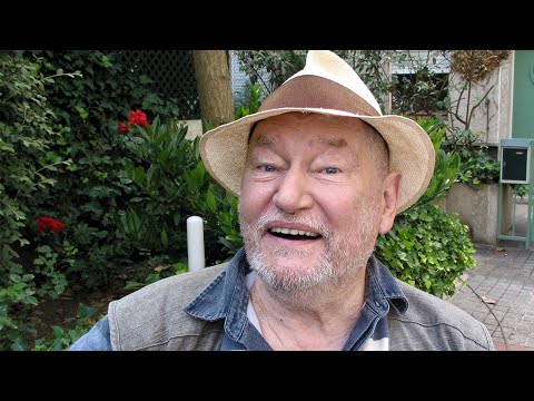 Maurice Barrier à propos du Grand Blond avec une chaussure noire