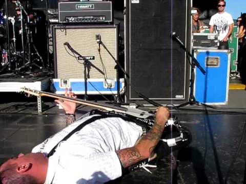 Anti-Flag-'Die For The Government' Live Warped Tour 2010