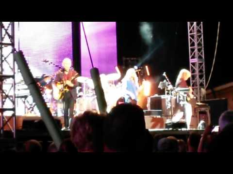 Yes - Roundabout - Starship Trooper (live)