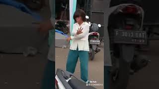 Download lagu Status wa lucu mp3